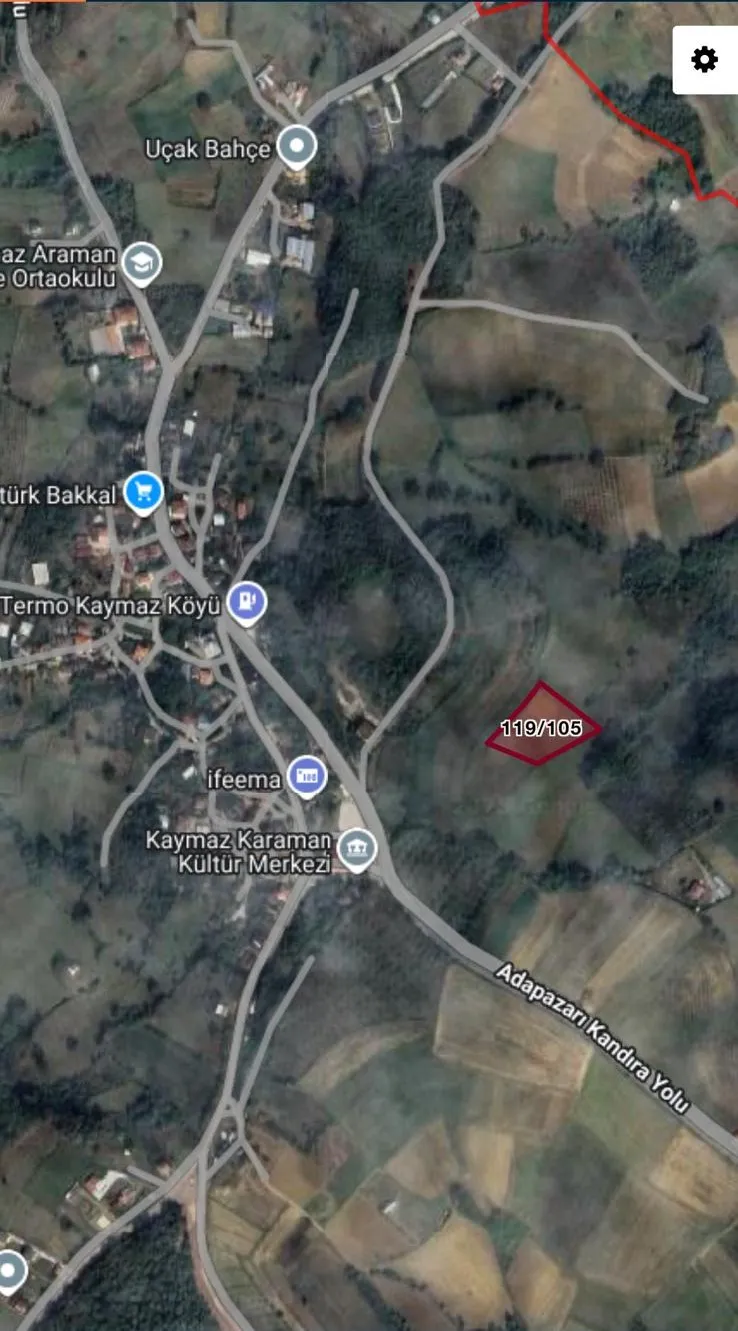 KANDIRA ARAMAN KAYMAZ'DA MERKEZİ KONUMDA SATILIK 4.893 M2 TARLA